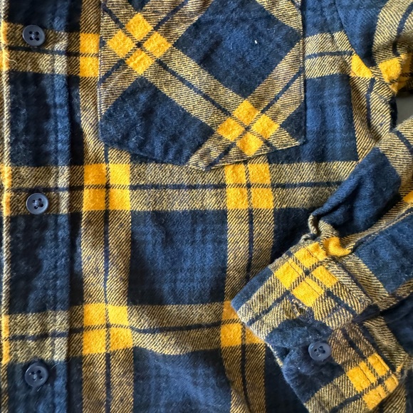 Cozy 100% cotton long sleeve shirt from Primark size 5-6 years - Picture 6 of 8